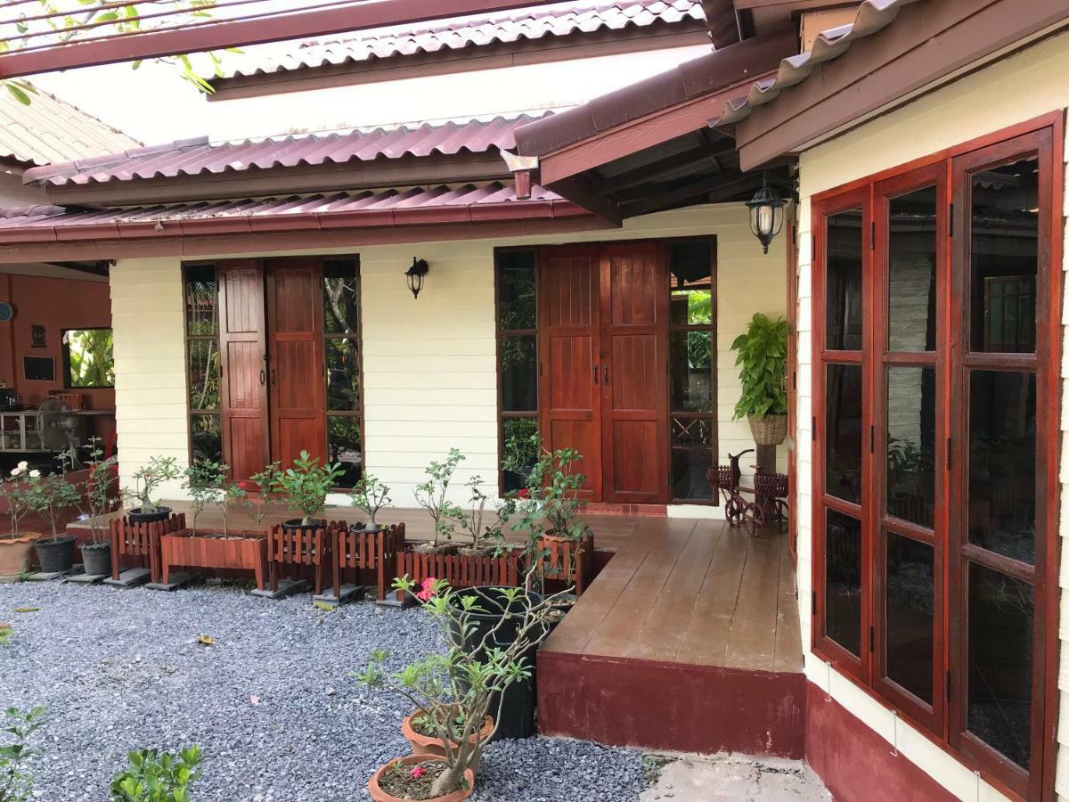 Grandma'S House Appartement Nakhon Nayok Buitenkant foto